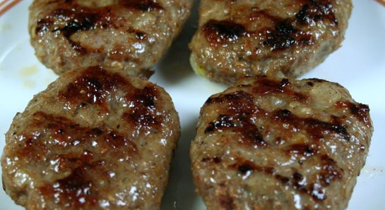 Etli Köfte Tarifi Etli Köfte Tarifi