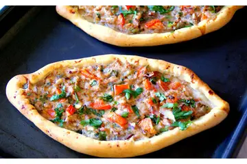 Etli Pide Tarifi ve Malzemeleri